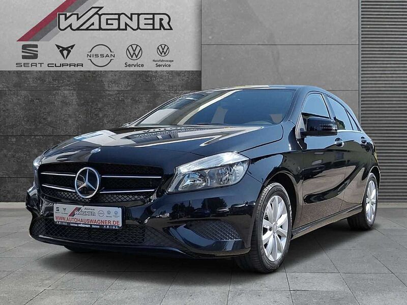 Mercedes-Benz A 180 BlueEfficiency Style Navi SHZ CD Parklenkassist.