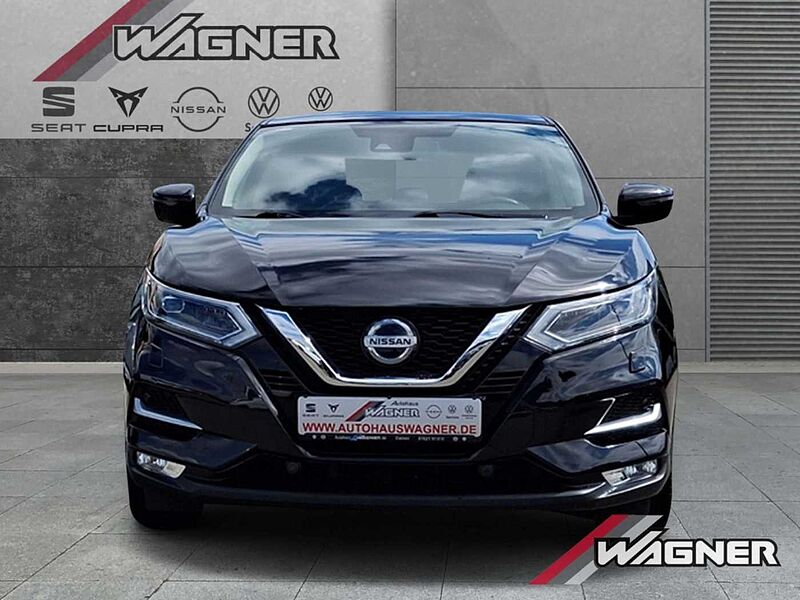 Nissan Qashqai 1.3 DIG-T N-Connecta 6MT Navi LED Kurvenlicht 360K