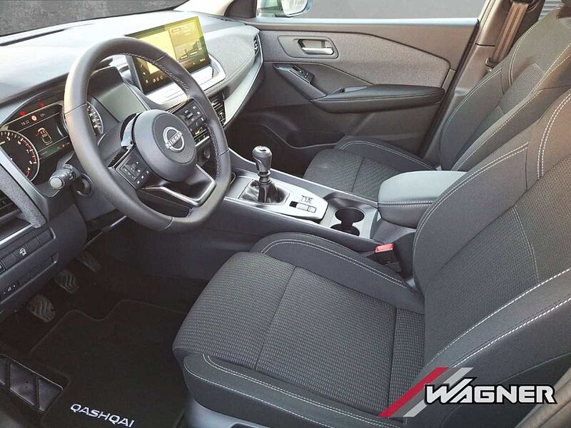 Nissan Qashqai 1.3 DIG-T MHEV Acenta MT digCockpit 360Kamera Appl